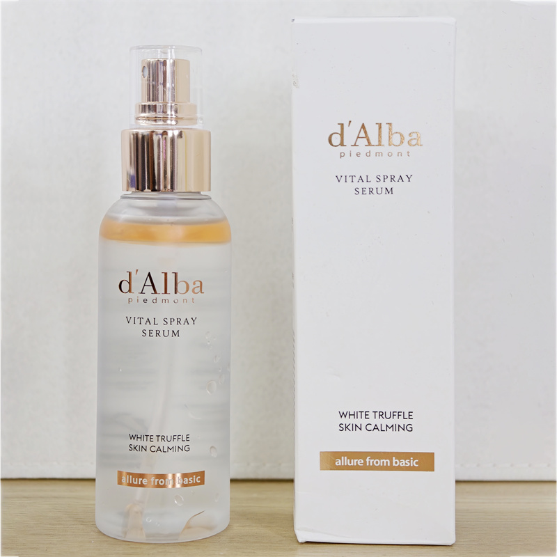 D'alba UV Essence Coreana con  - Uv Whitening Kit recensione e prezzo